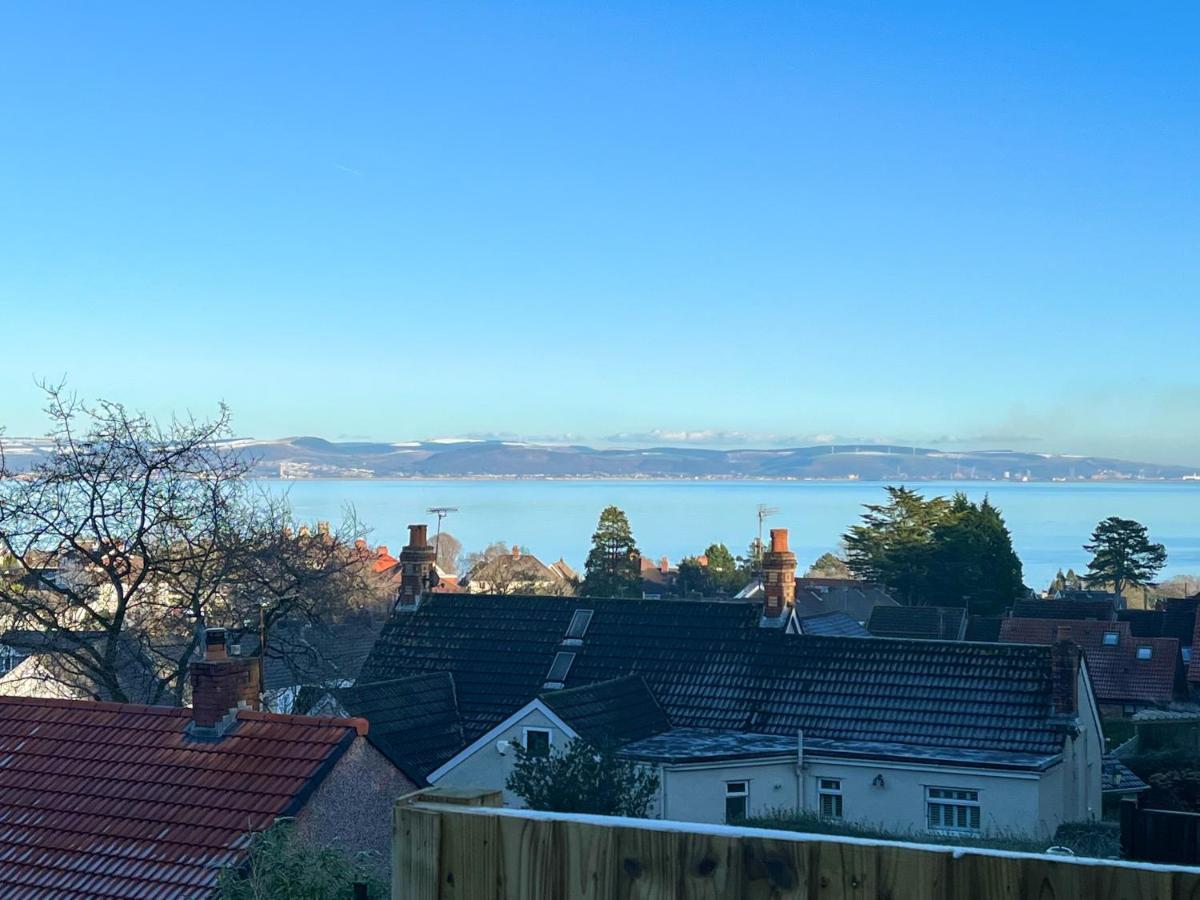 Luxury Property With Hot Tub And Sea Views Oystermouth Экстерьер фото