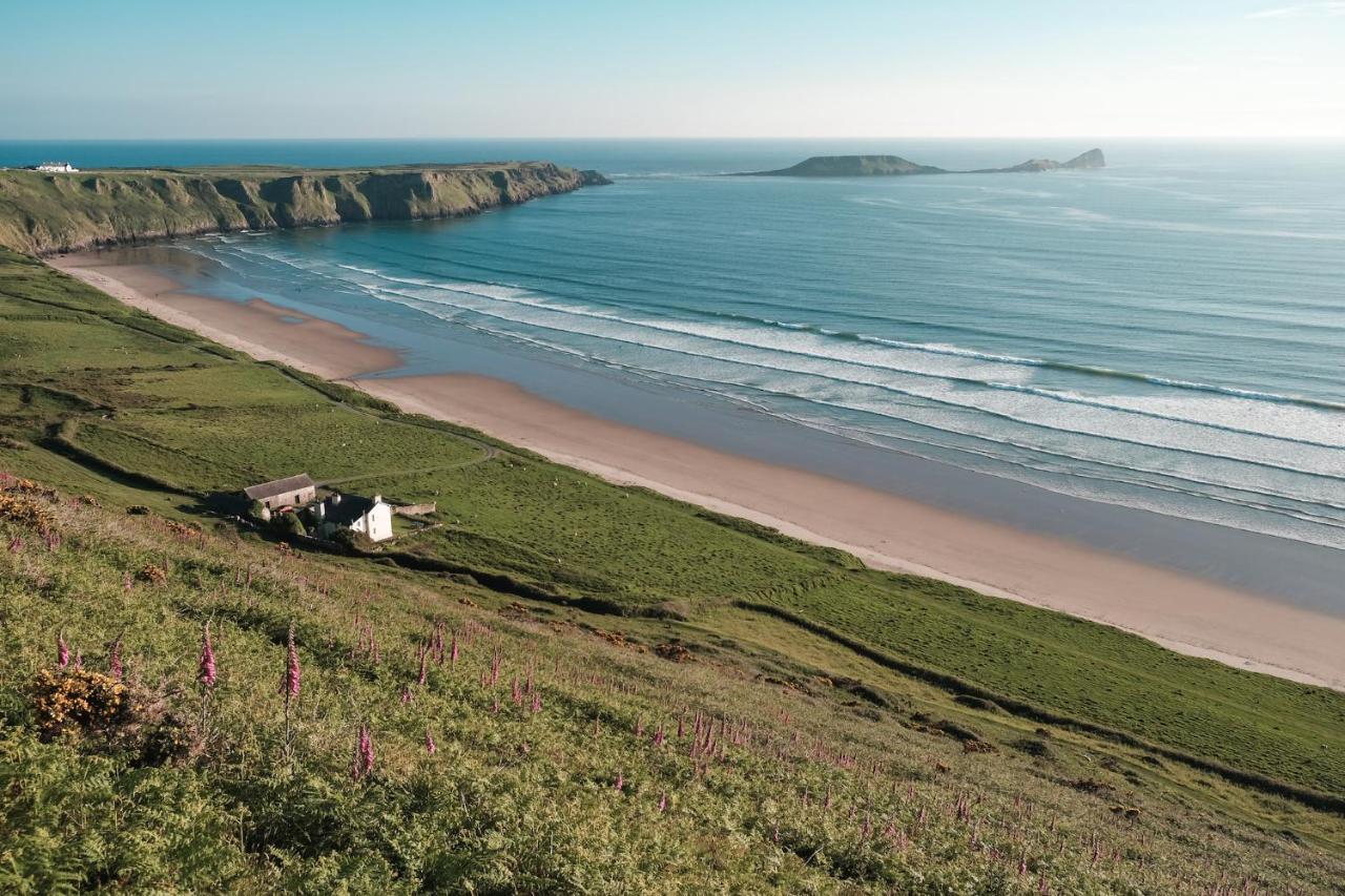 Luxury Property With Hot Tub And Sea Views Oystermouth Экстерьер фото